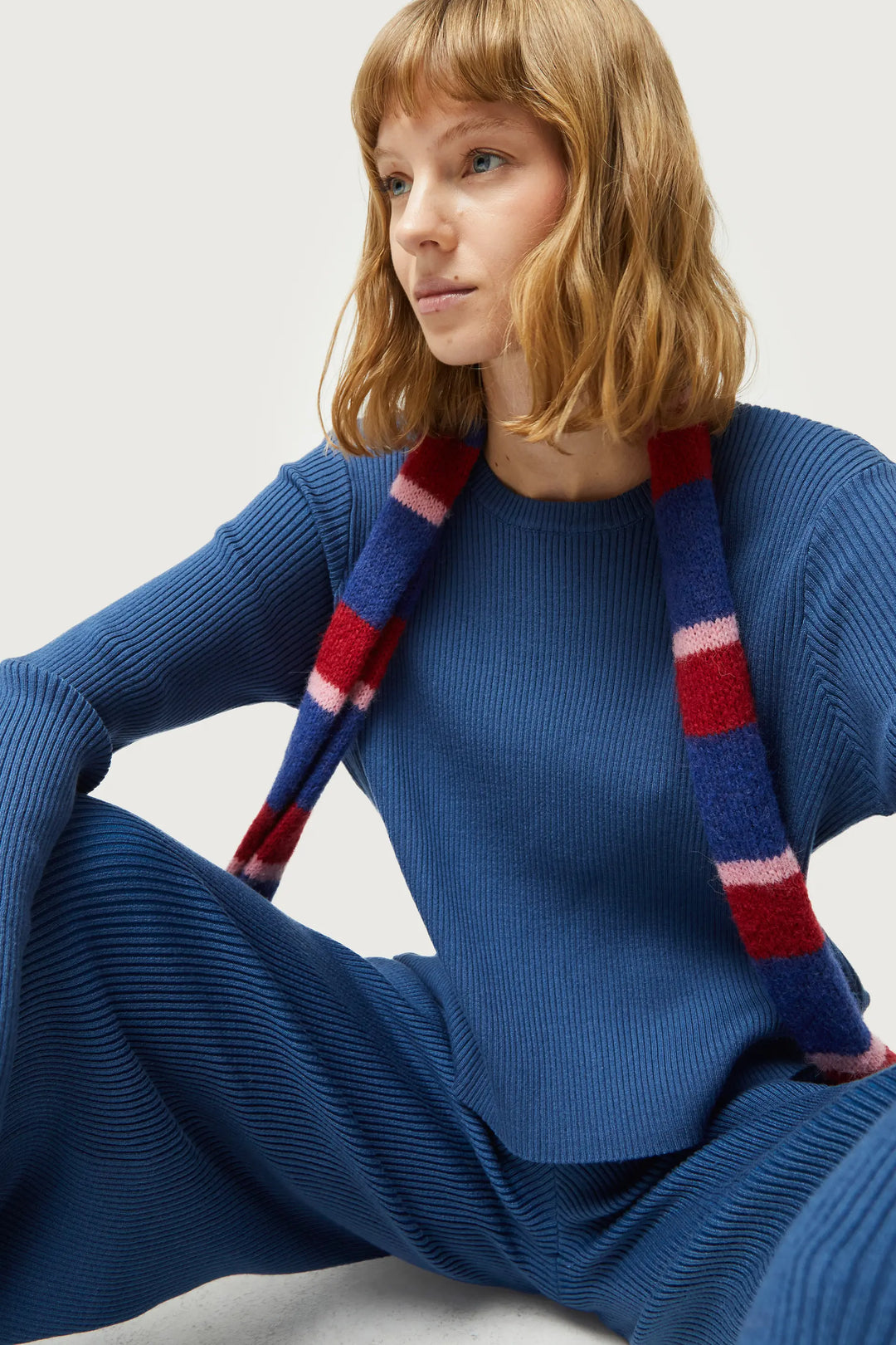 Ribbed Knit Sweater - Blue