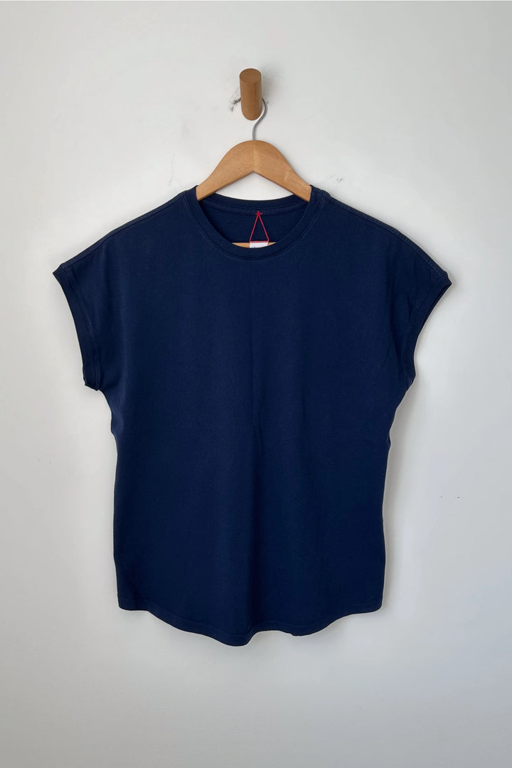 Ease Tee - Navy