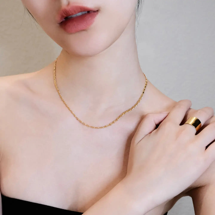 Snail Chain Necklace - Gold