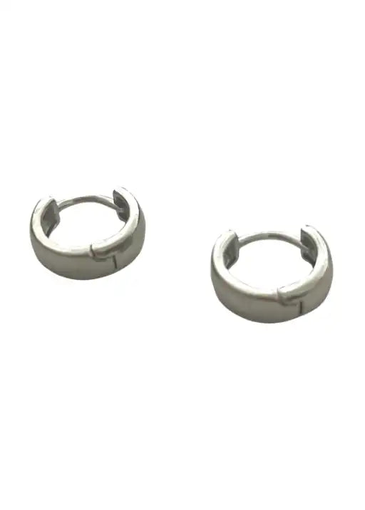 Winnie Tube Huggie Earrings - Silver